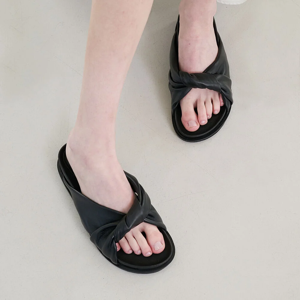 Oliver Slides Leather Black