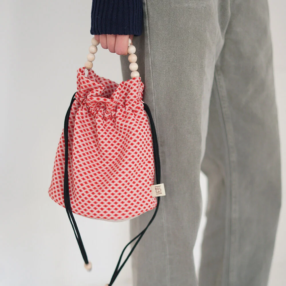 poppy bucket bag _ cherry