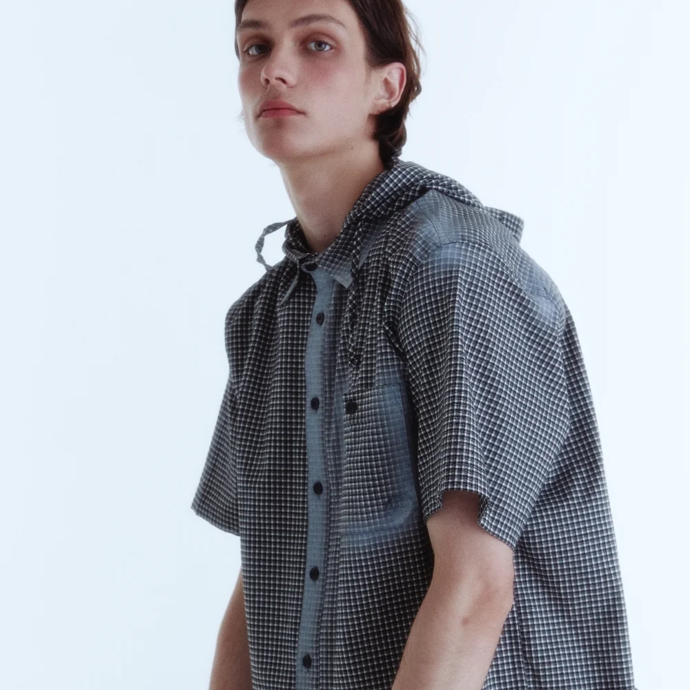 Gingham Check Spray Hoodie Shirt_Black