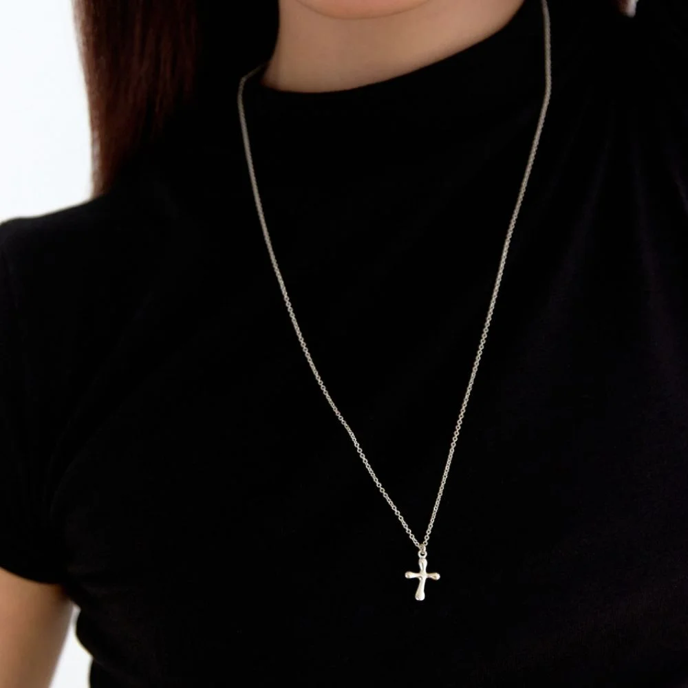Cross melting necklace