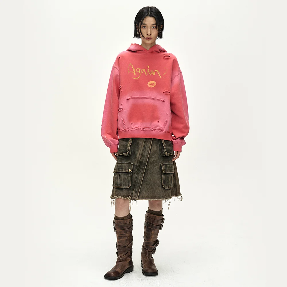 (ESSENTIAL) UNISEX SPRAY WASHED AGAIN LIP HOODIE (RED)