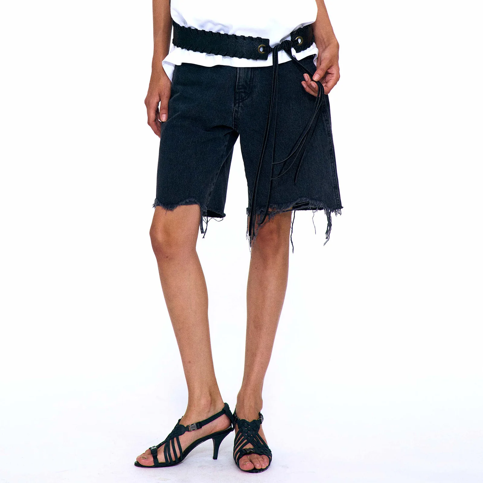 CUT OFF BERMUDA JEANS_BLACK
