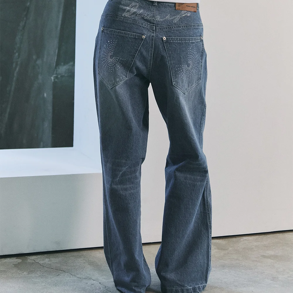 Bluesf semi-flare hotfix jeans