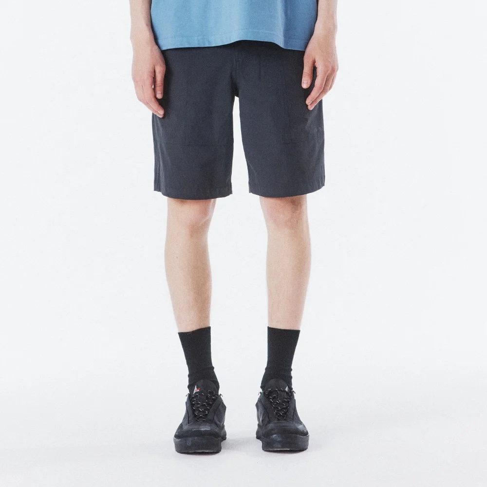 LIGHTWEIGHT SHORTS - CHARCOAL (P262UHP131)