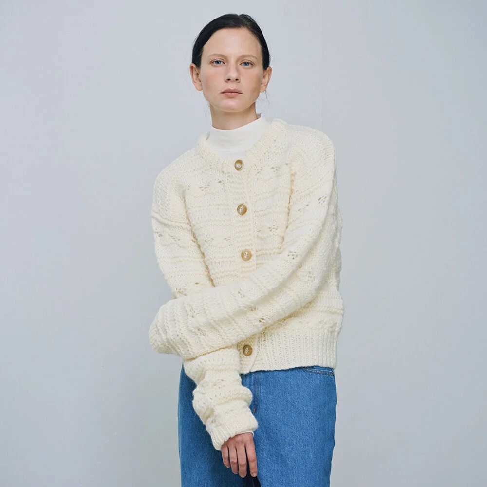 Sophie Hand Wool 100 Cardigan (Ivory)