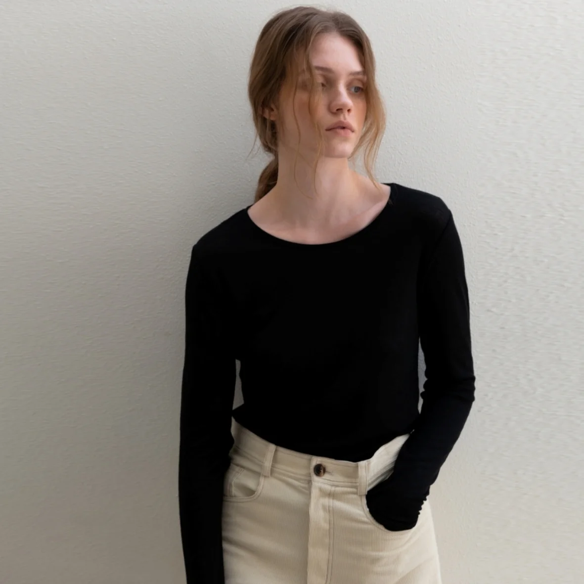 SOFT WOOL JERSEY T-SHIRT BLACK
