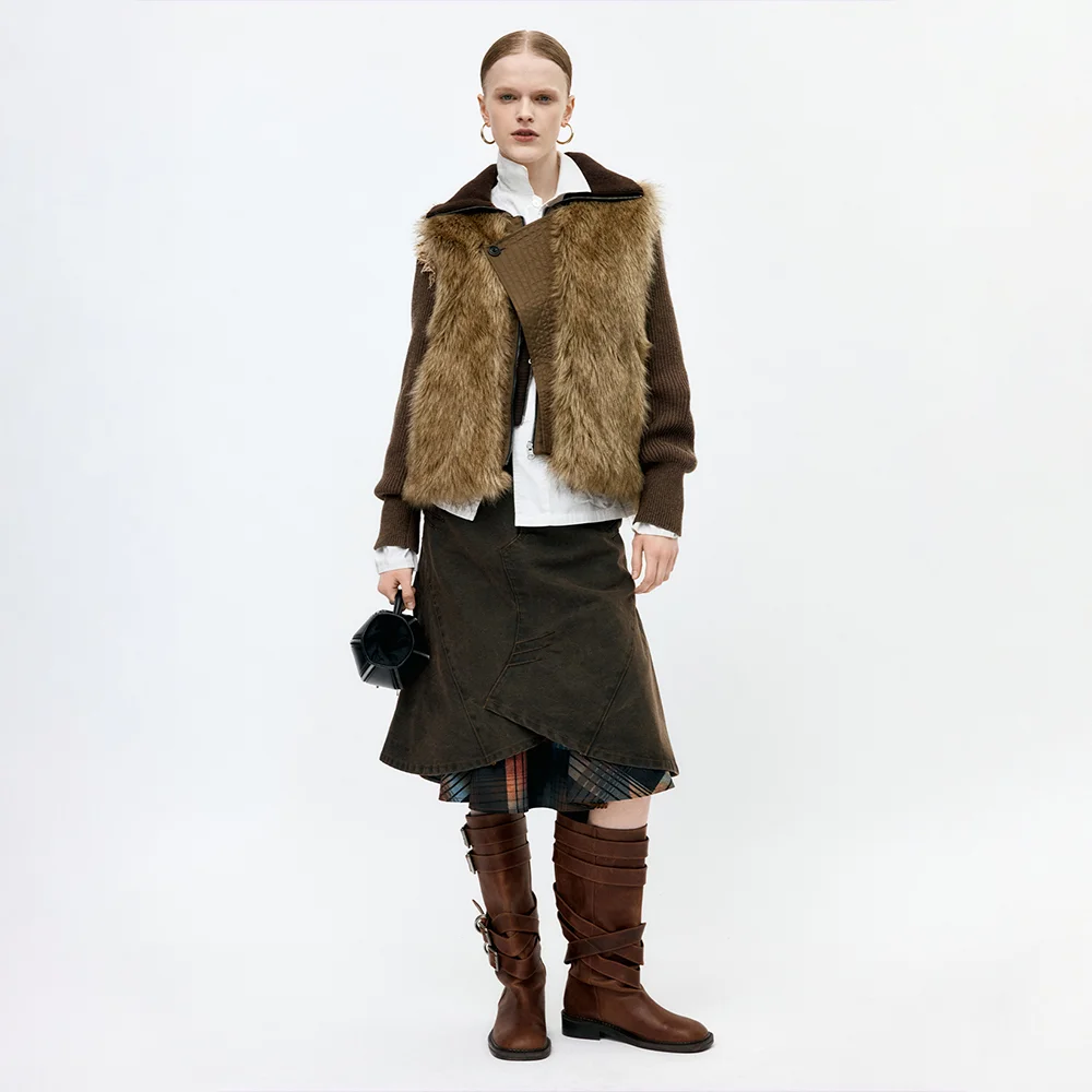 UNISEX CURVED PLACKET REVERSIBLE FAUX-FUR VEST awa722u(BROWN)