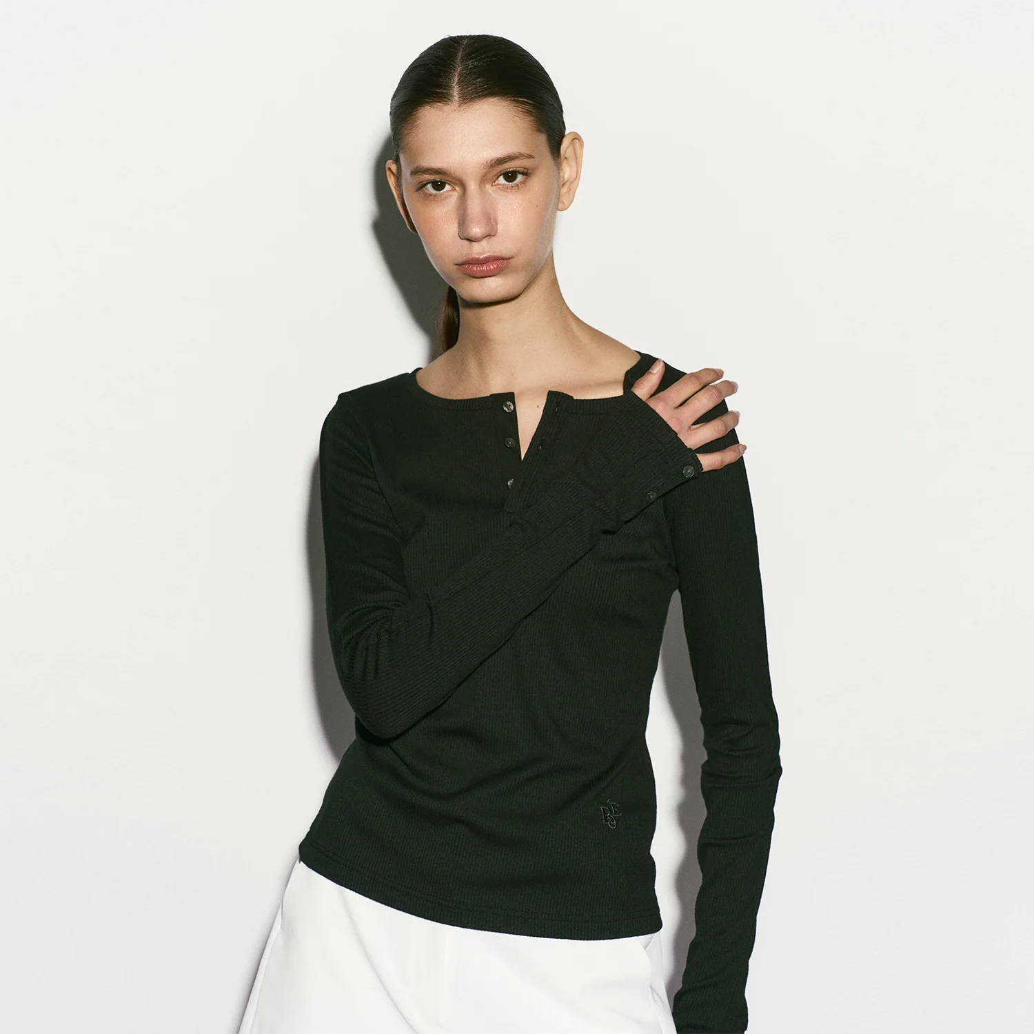 LONG SLEEVE BUTTON TOP BLACK