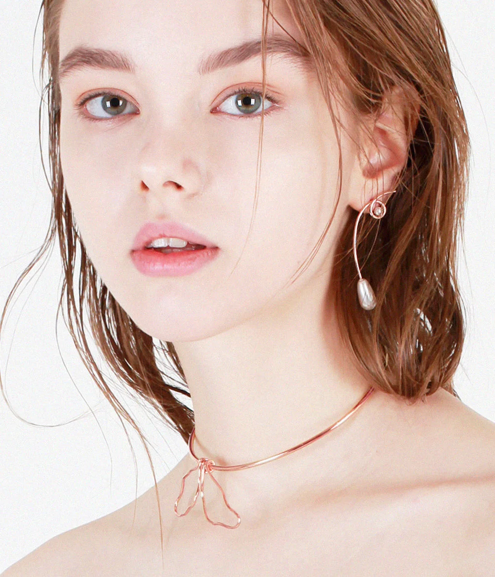 Pearl Petal Earring