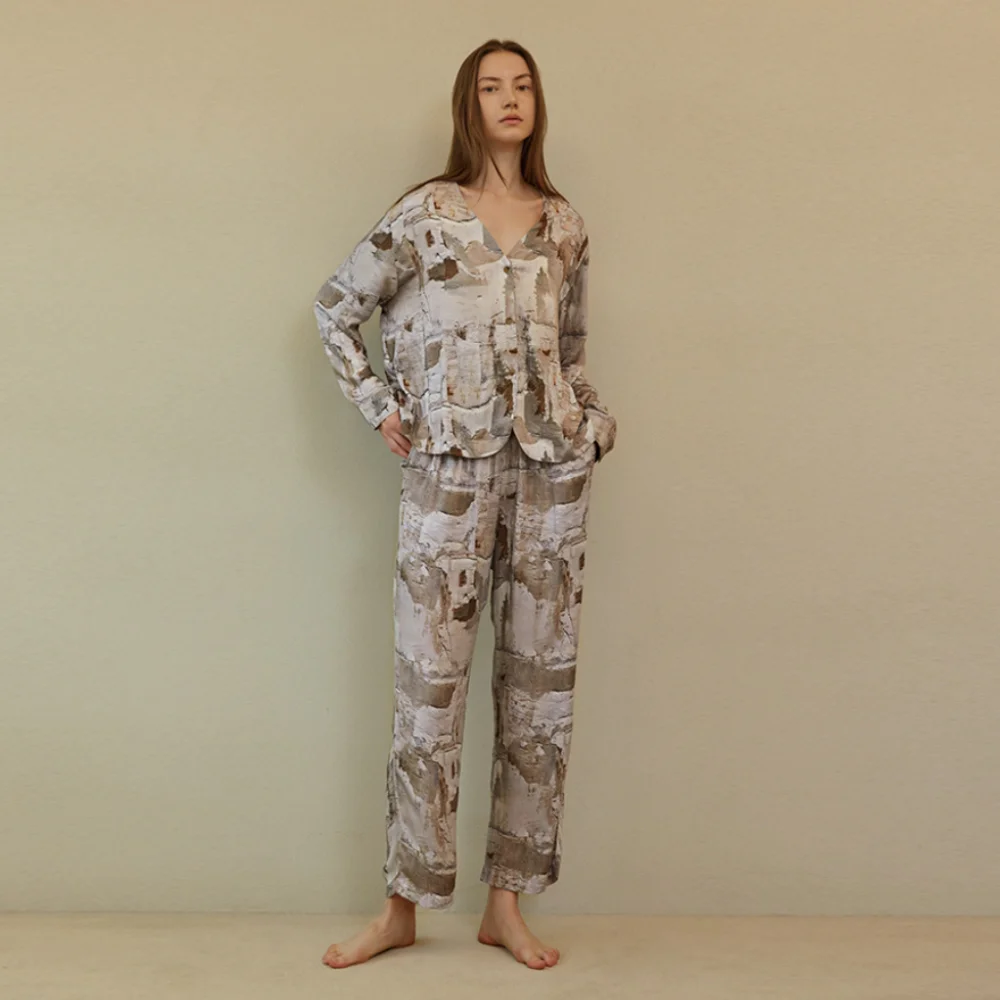 COZY ROUND PAJAMA SET_art wall