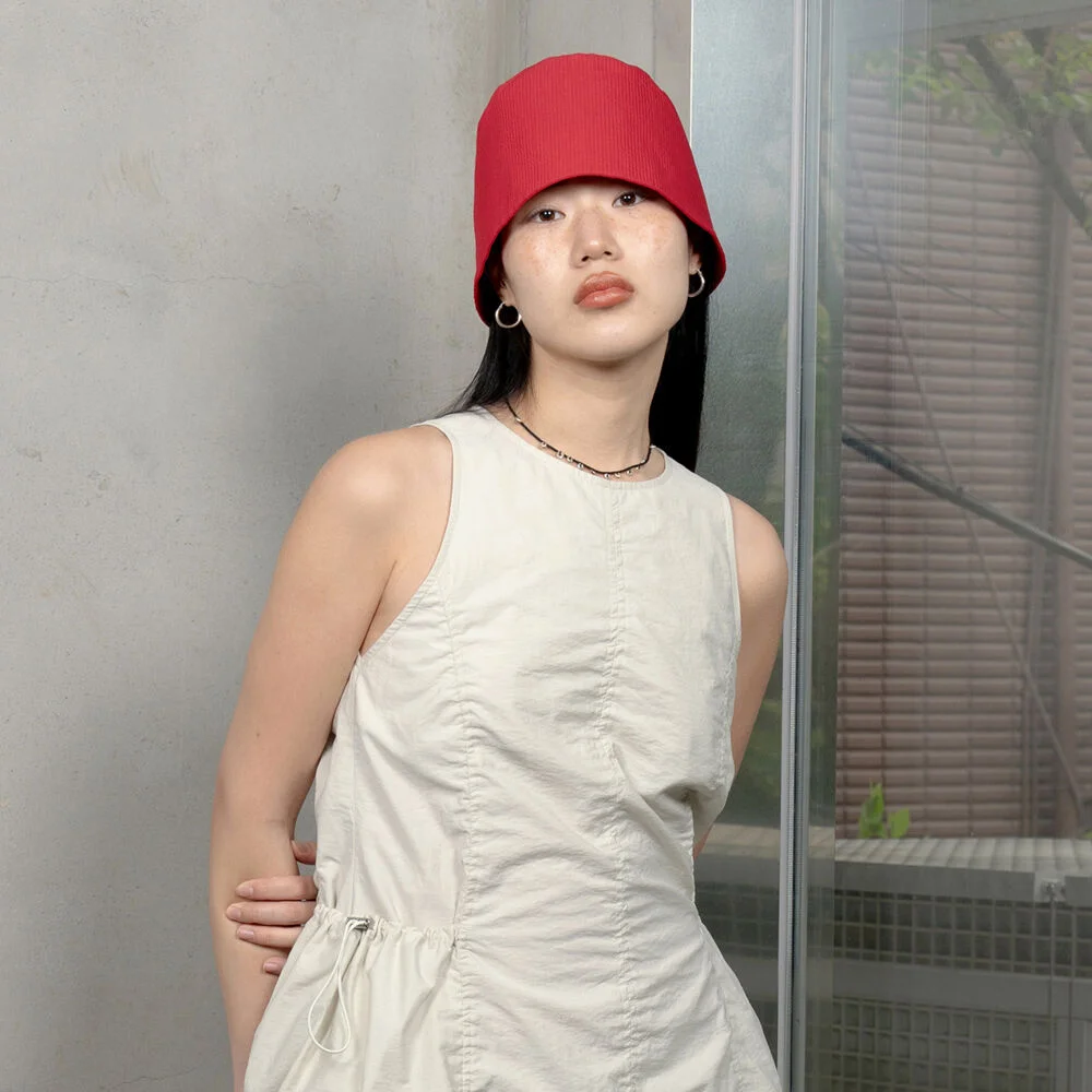 HNG 2-WAY BUCKET HAT / CHILI RED