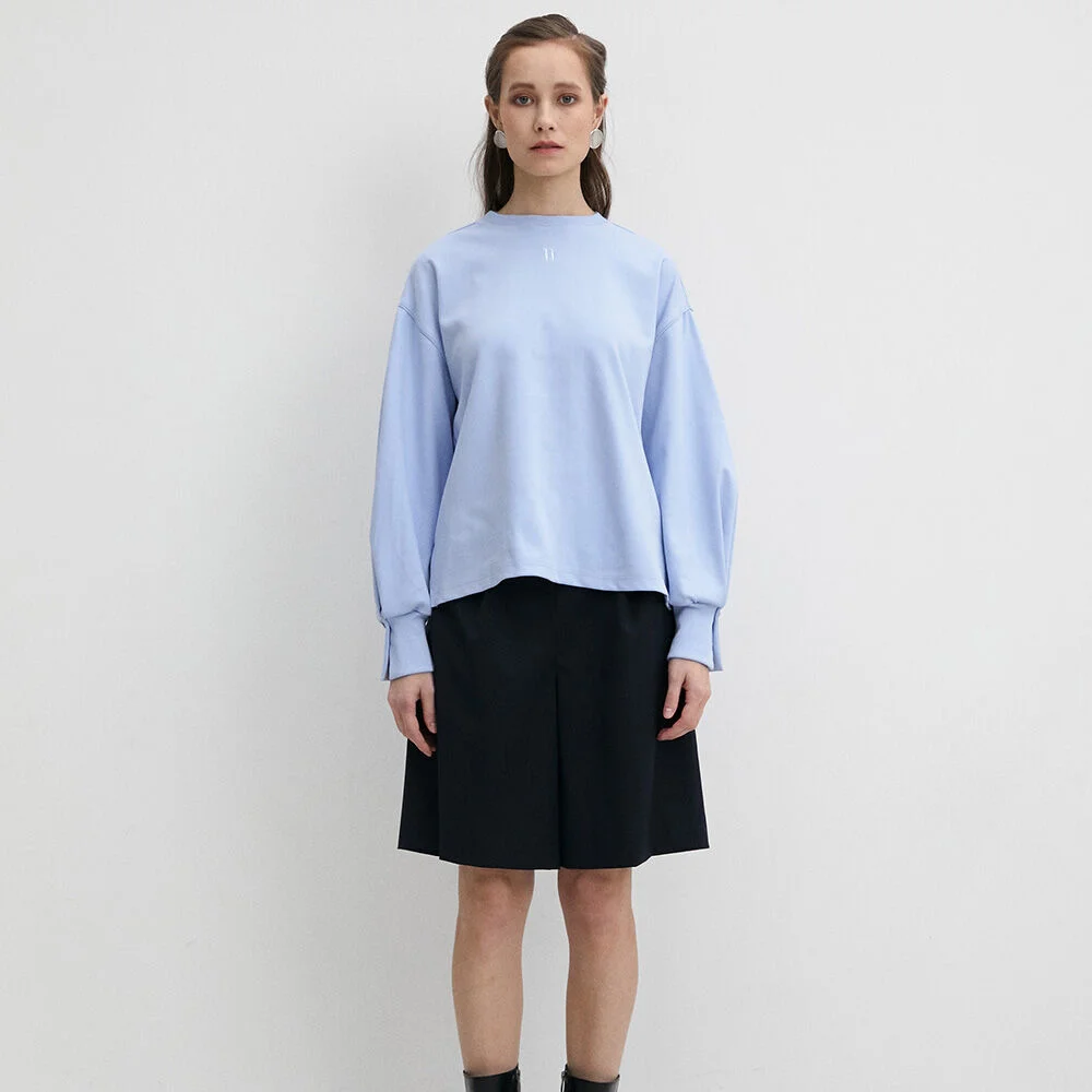 003 Band Waisted Navy Bermuda Pants