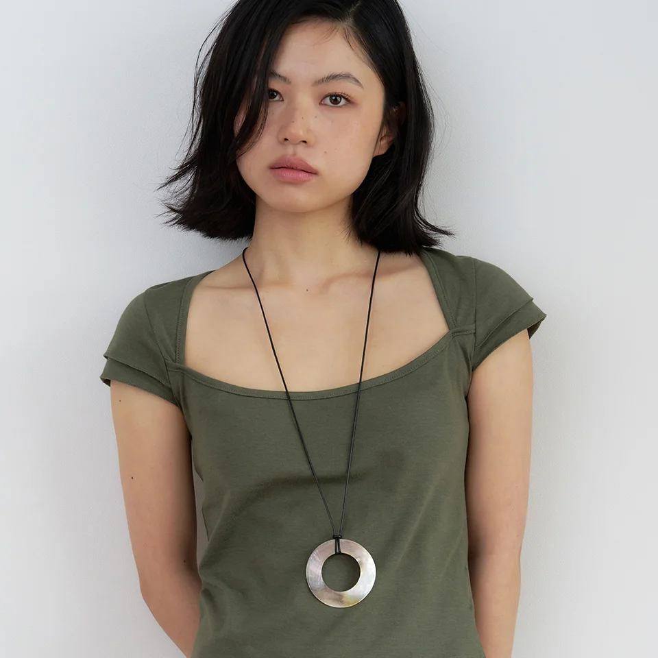 circle pearl string necklace