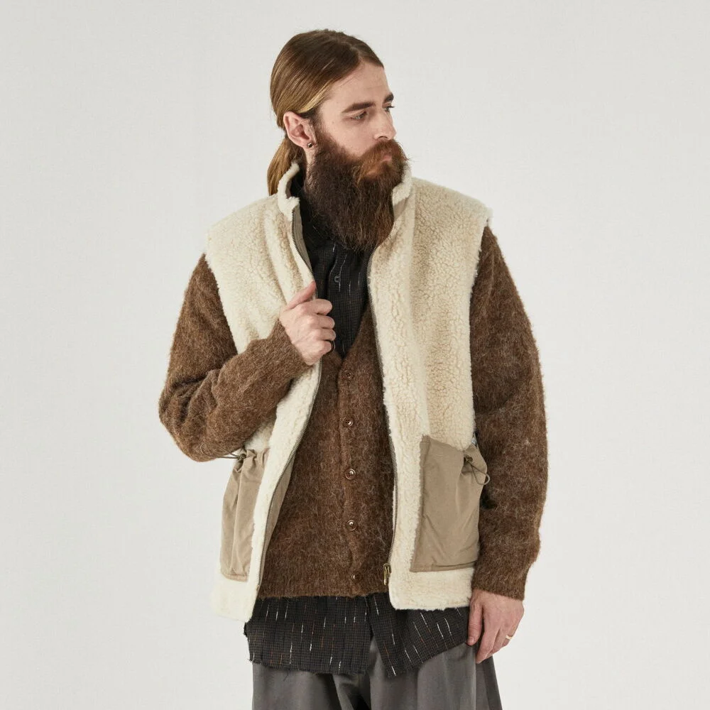 CB REVERSIBLE DUMBLE VEST (BEIGE)