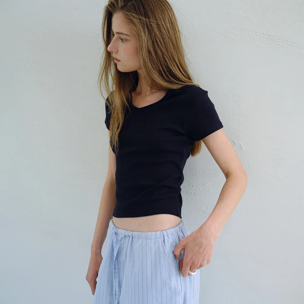 ESSENTIAL V-NECK T-SHIRTS_NAVY