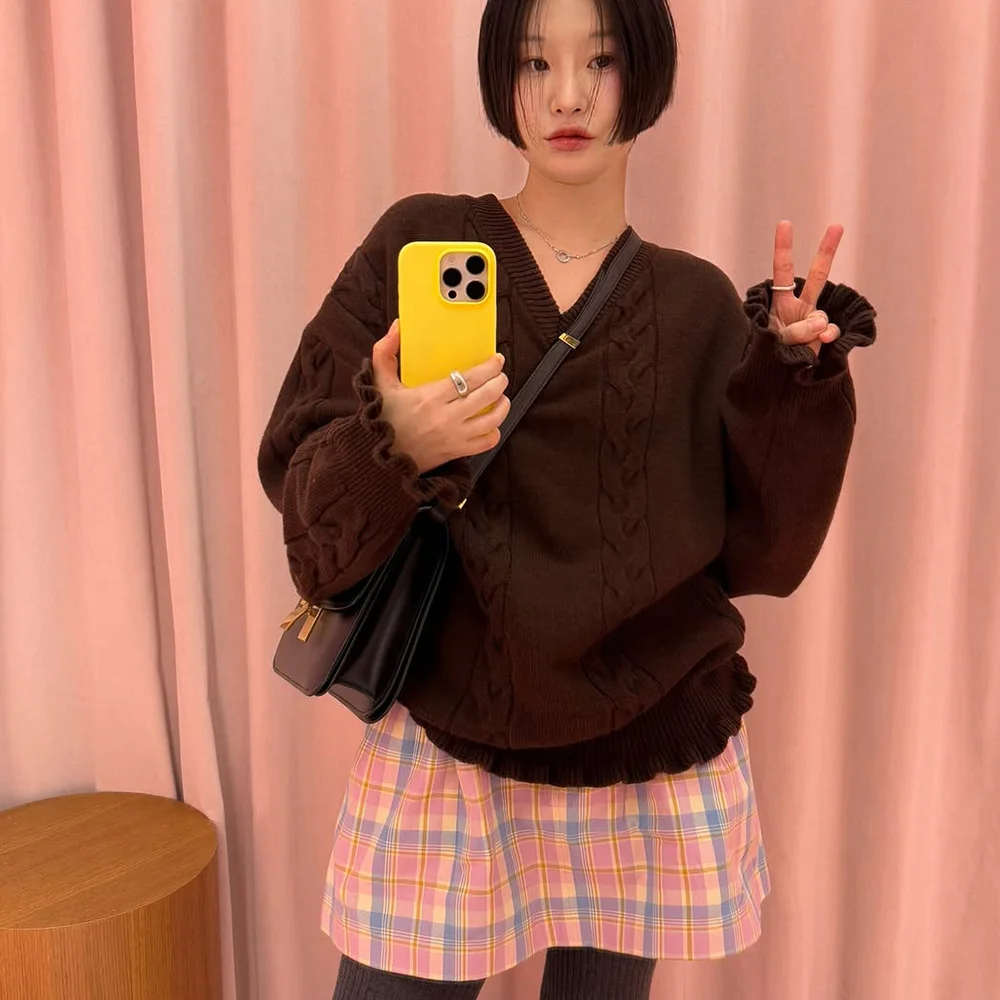 SN Cable V-neck Pullover (Brown)