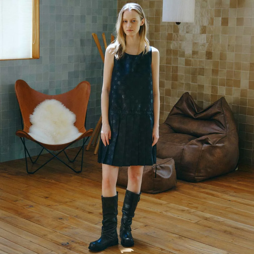 POLKA DOT PLEATED MINI DRESS / BLACK