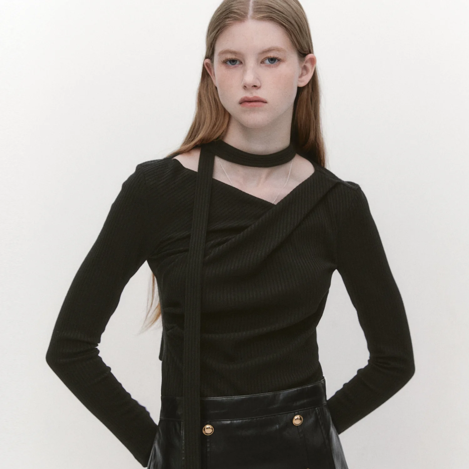 Unbalance Draped Wrap T-blouse BLACK