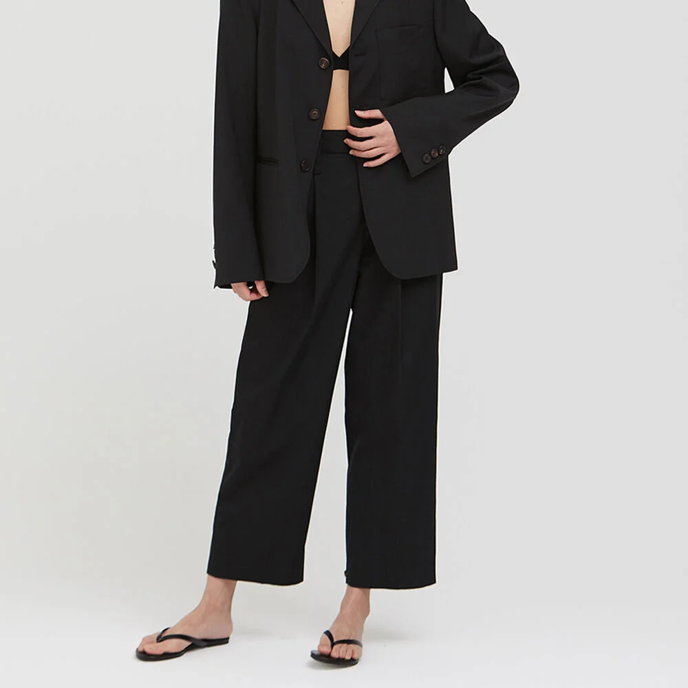 Slit Button Pants / Black