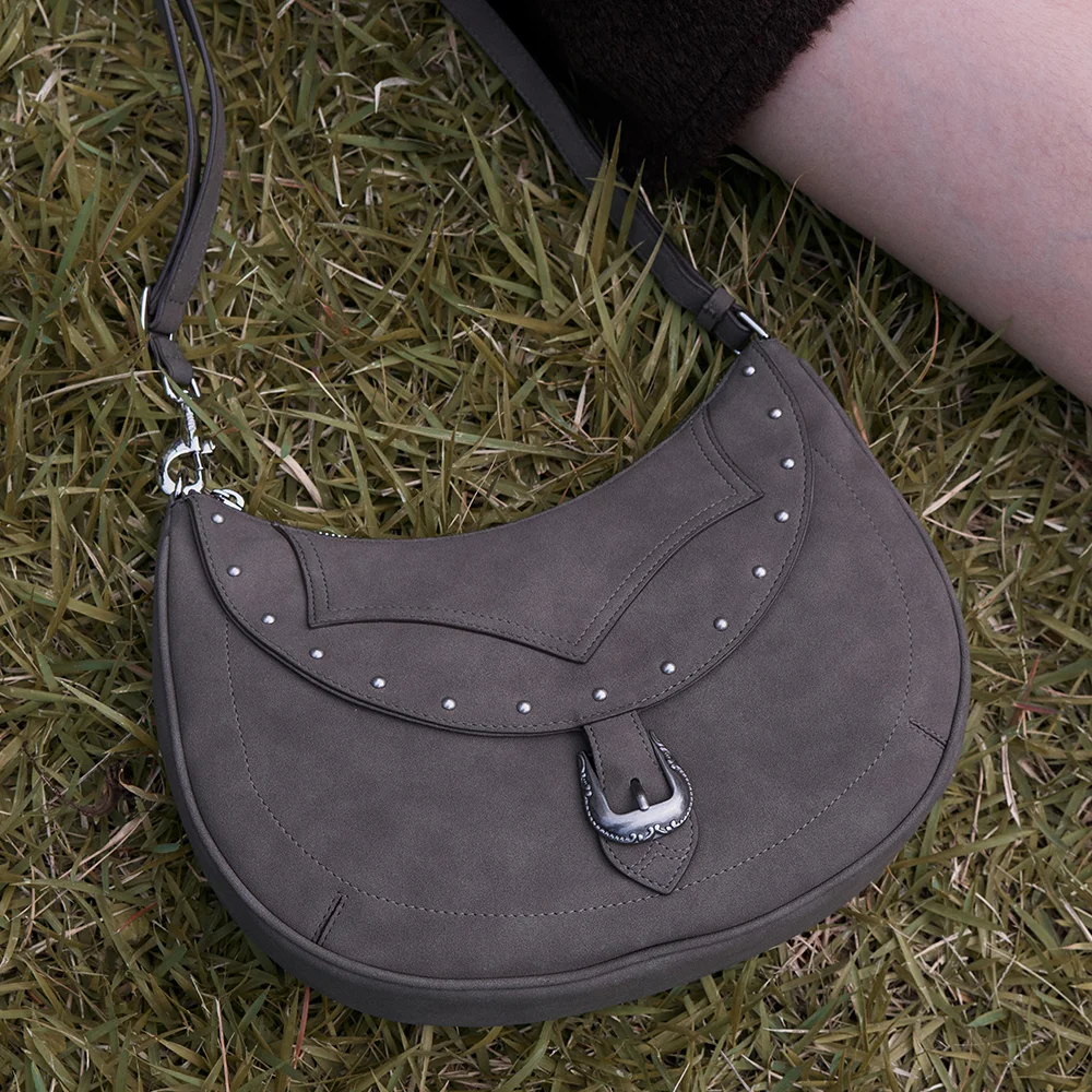 Willow Shoulder in Mocha Brown UB5AB095-6K
