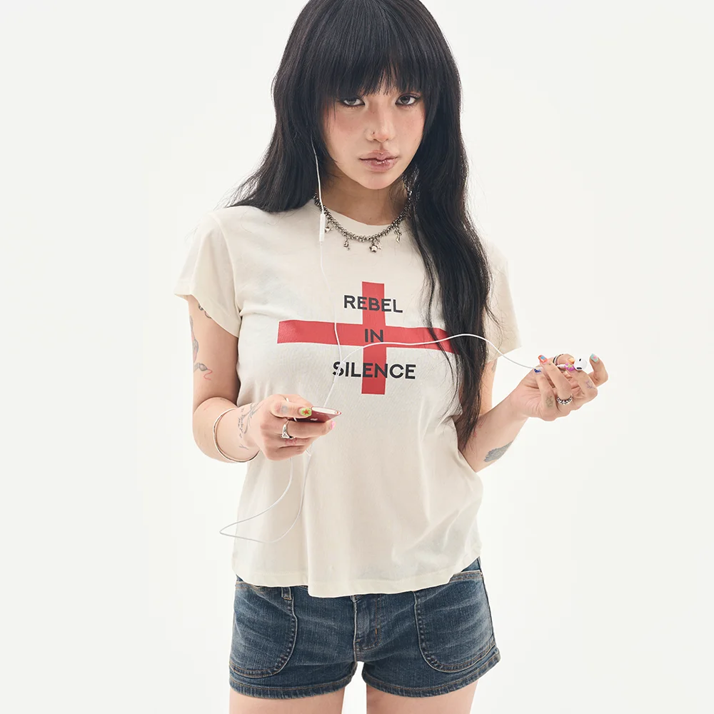 REBEL IN SILENCE T-SHIRT(IVORY)