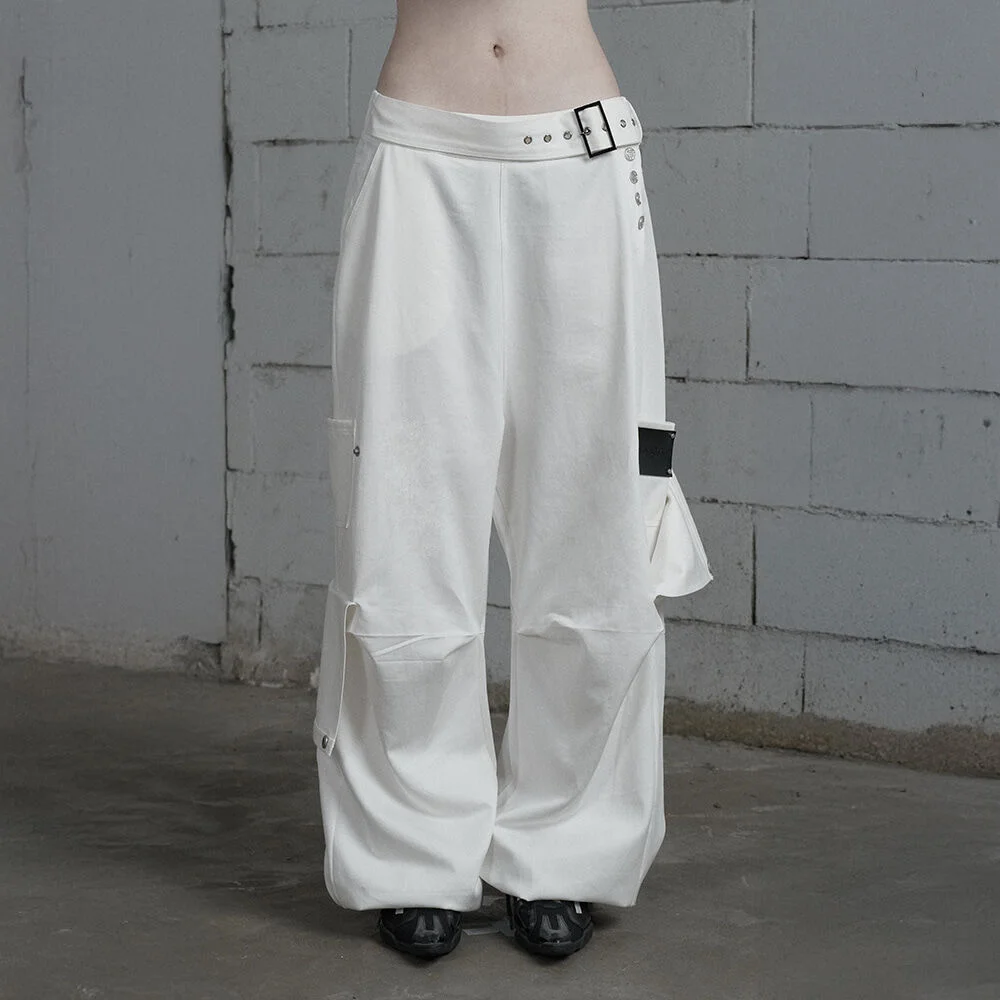 Belted Two-Pocket Cutline Oversized Pants (White)