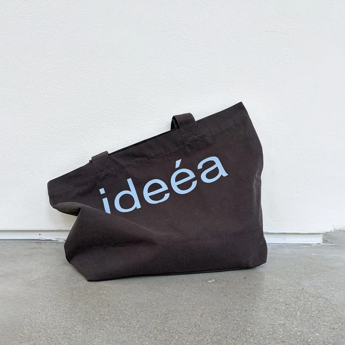 idee a bag / Charcoal Idea Bag
