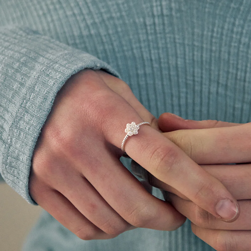 White Flower Pearl Open Ring. RB1196