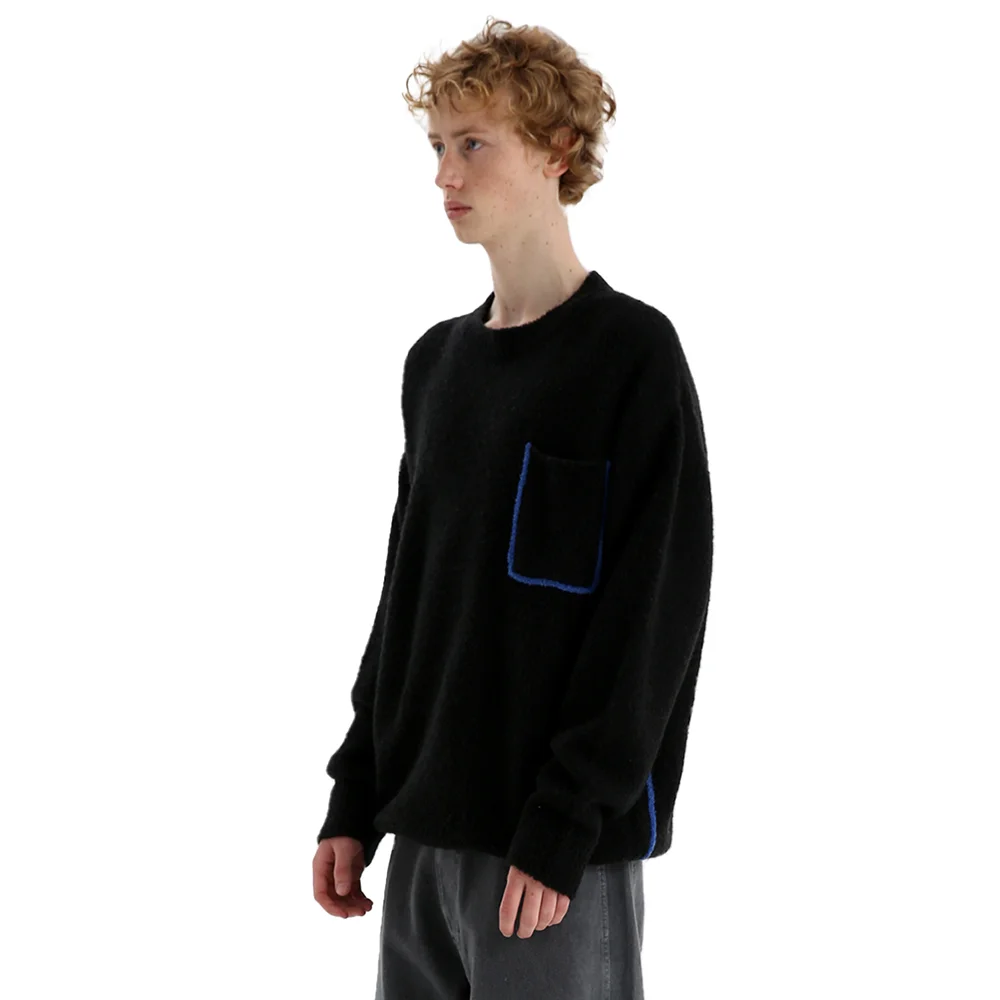 LINE KNIT BLACK