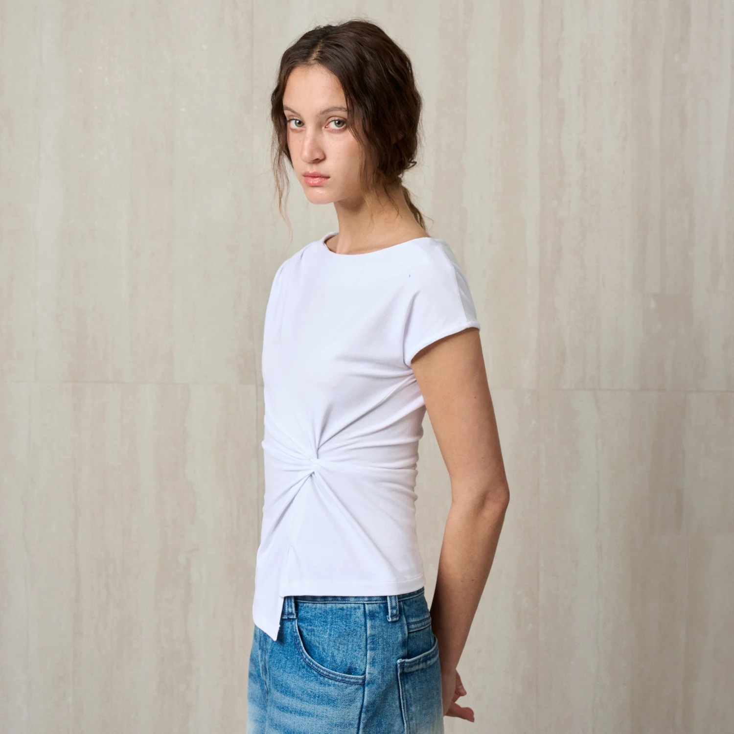 TWISTED DRAPE TOP WHITE