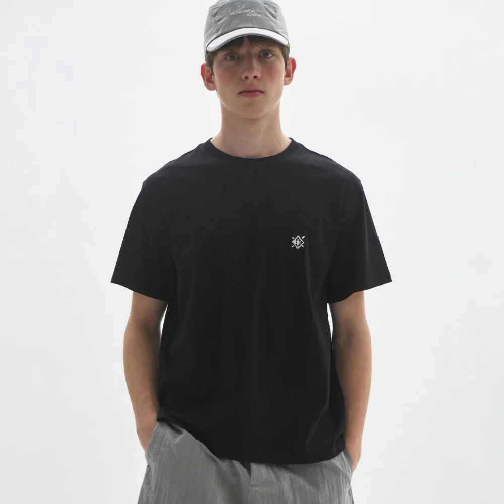 M.C UNISEX, Small Argyle Patch T-Shirt / BLACK