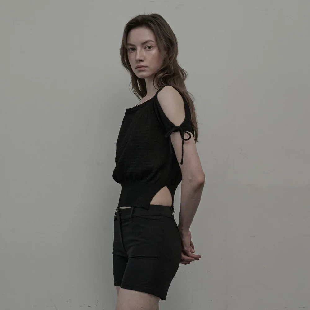 Ribbon Grace Knit Top - Black