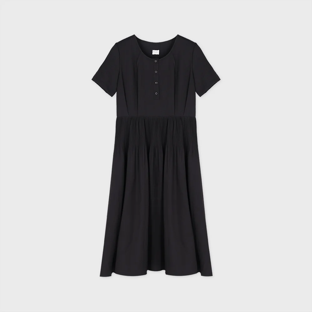 Pleated Dress (Black)