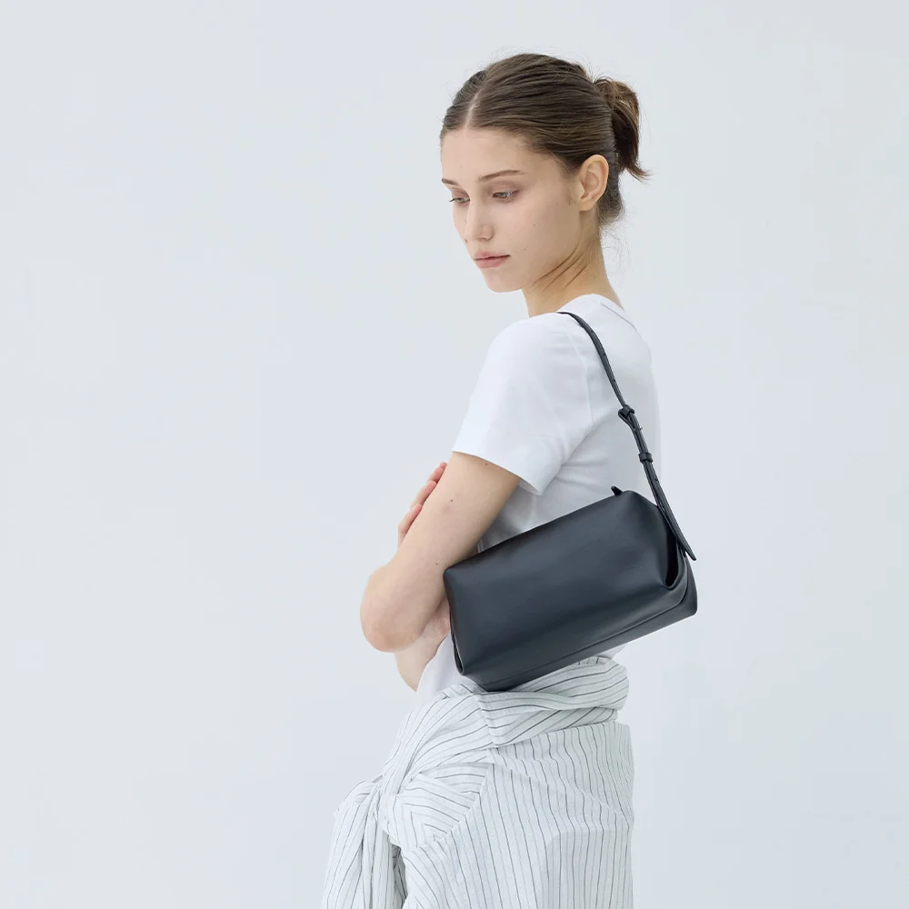 pencil BAG leather - black