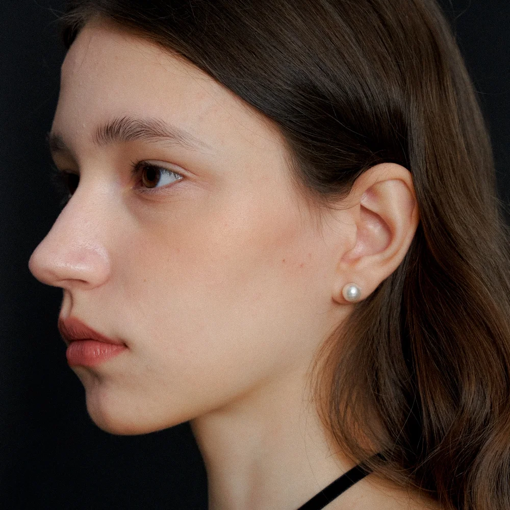 Essential Pearl Earrings 8mm (L233MER010)