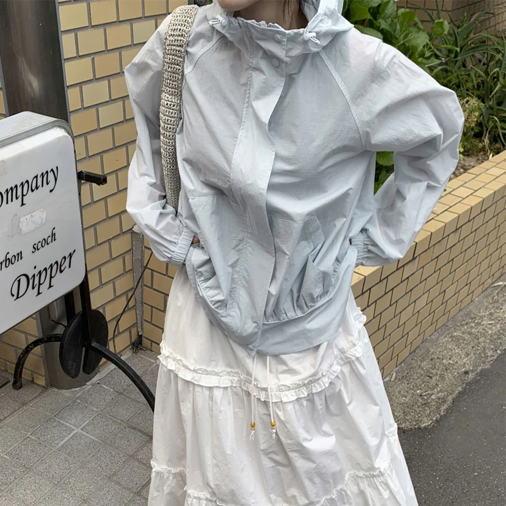 Flare Line Windbreaker (Sky)