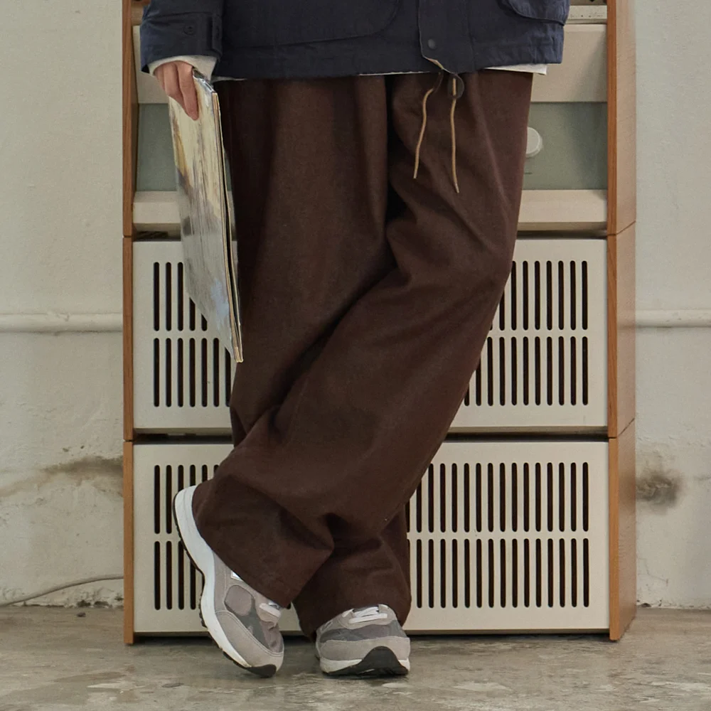 TWO TUCK WIDE DENIM PANTS (BROWN)