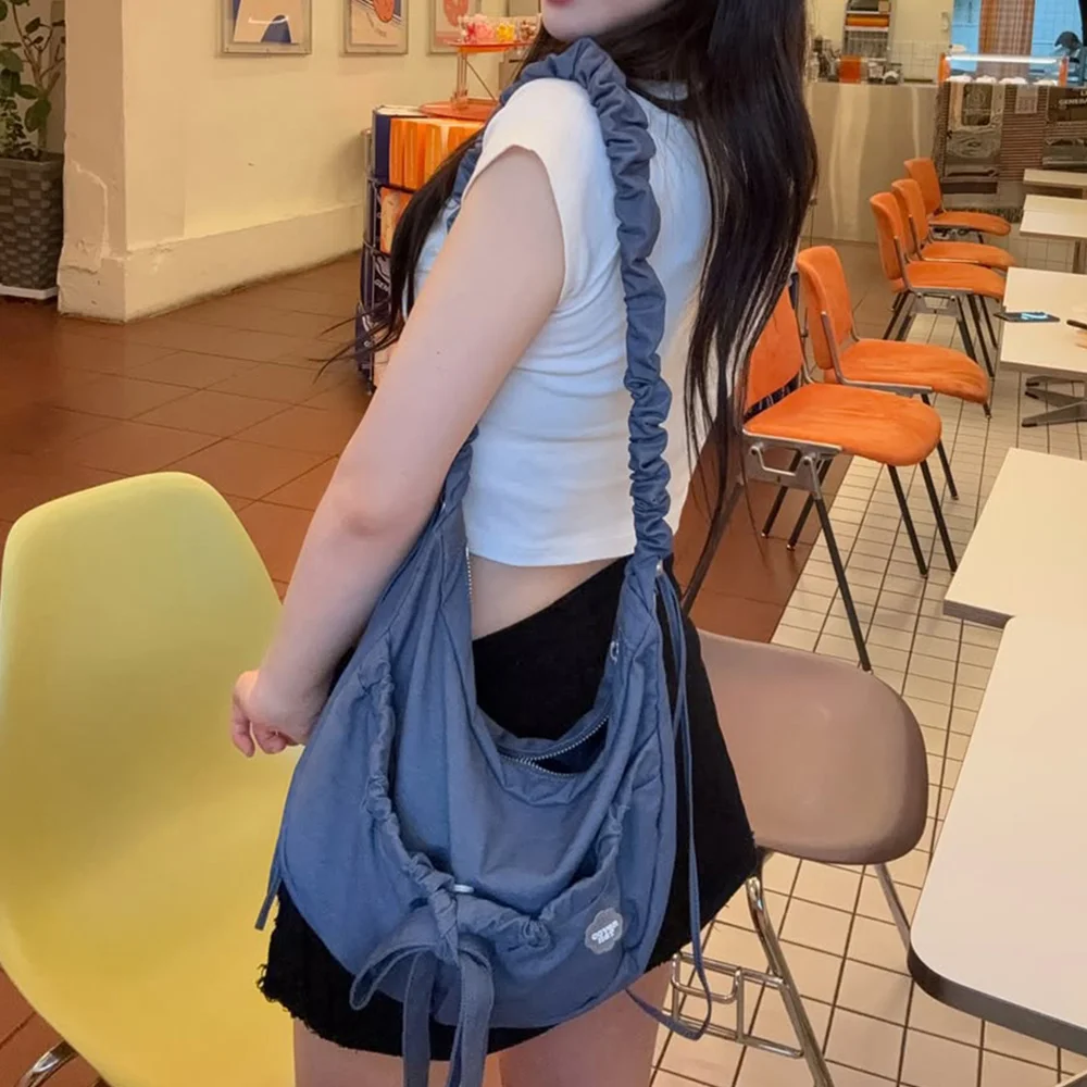 Cloverheart 抽褶 中度 尼龍 Hobo Bag Light Blue