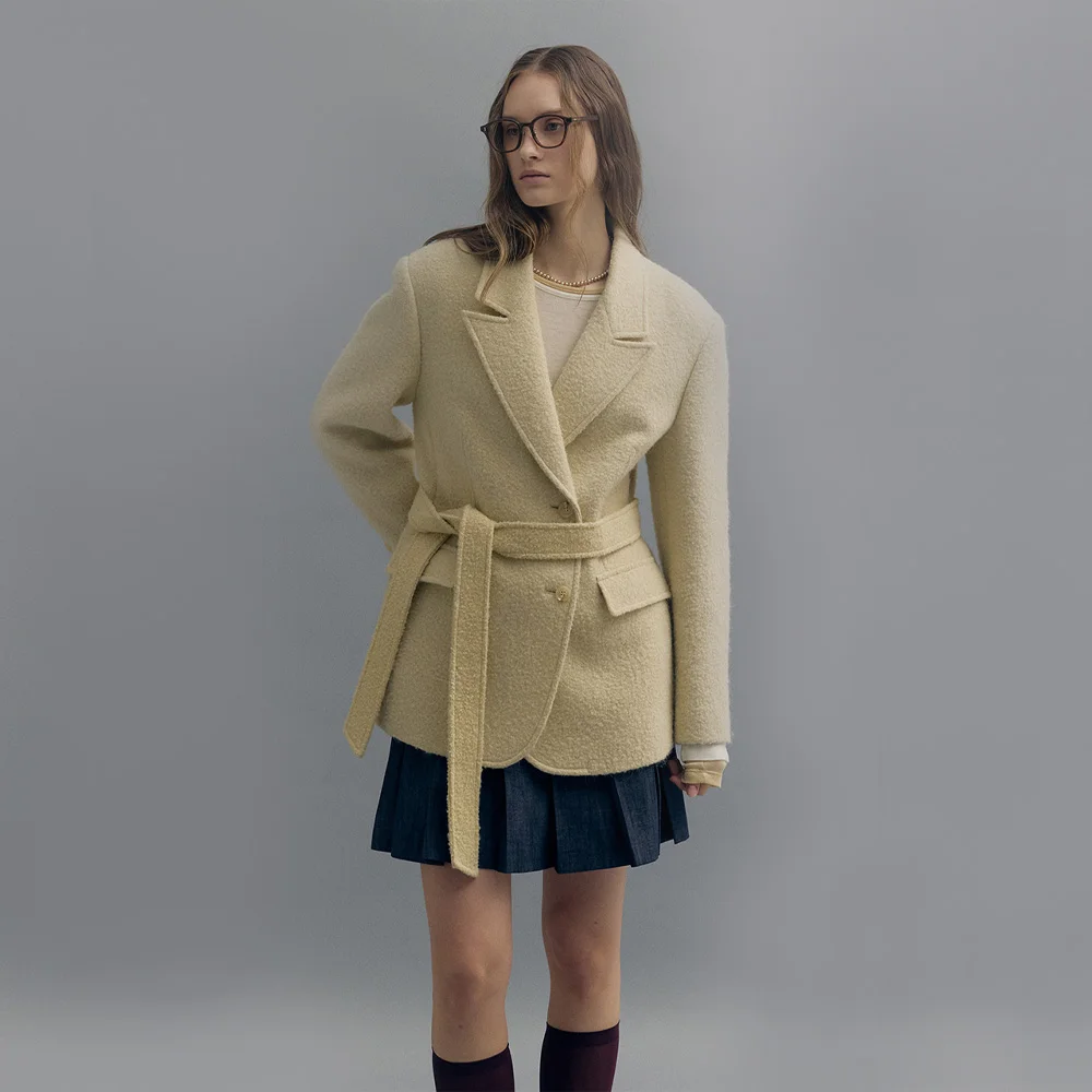 PEAKED DOUBLE HALF JACKET(BUTTER BEIGE)