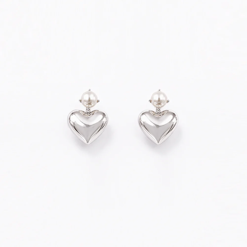 Petite Pearl Heart Earring - 925 silver