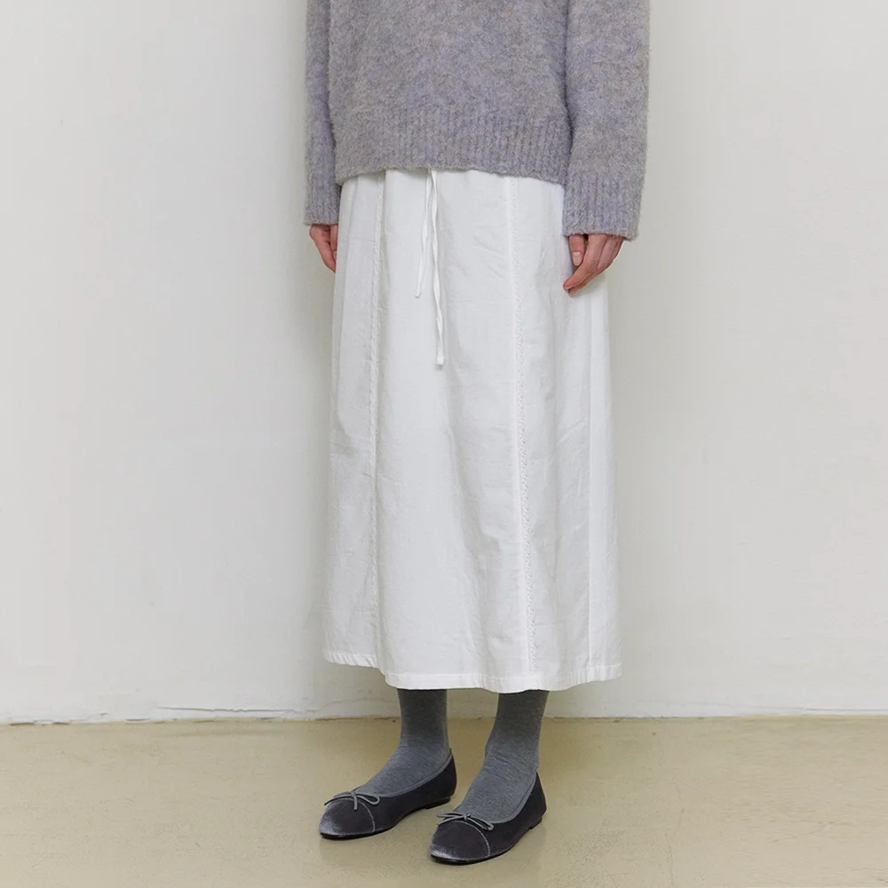 cozy lace point long skirt - off white