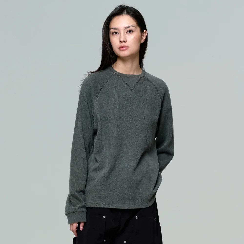 UNISEX GARMENT DYED RAGLAN LS T - GRAY