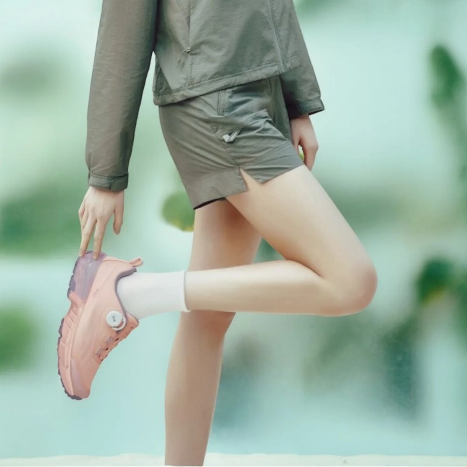 WIND DRY (防風 速乾) 女裝 4分 短 褲子_Greyish Khaki_DWM25308K5