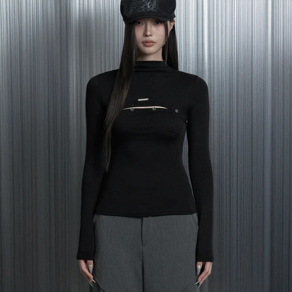 On-Off Button Split Long Sleeve Tee (Black)
