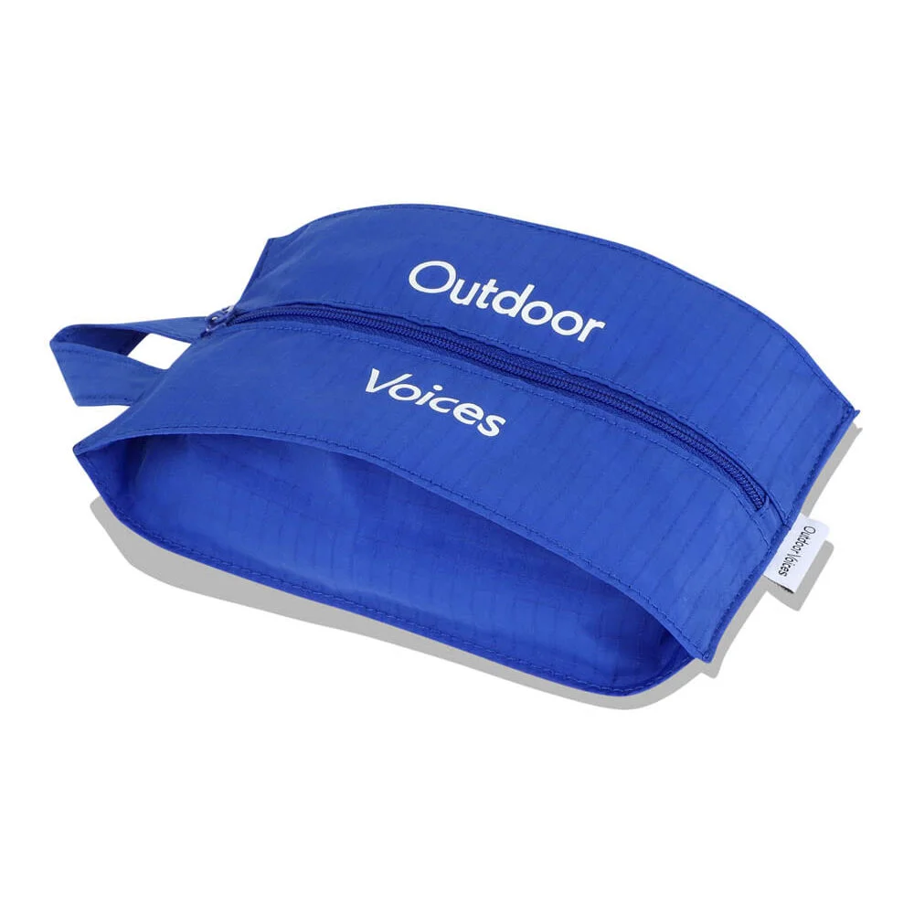 LIGHT WEIGHT NYLON POUCH (BLUE)