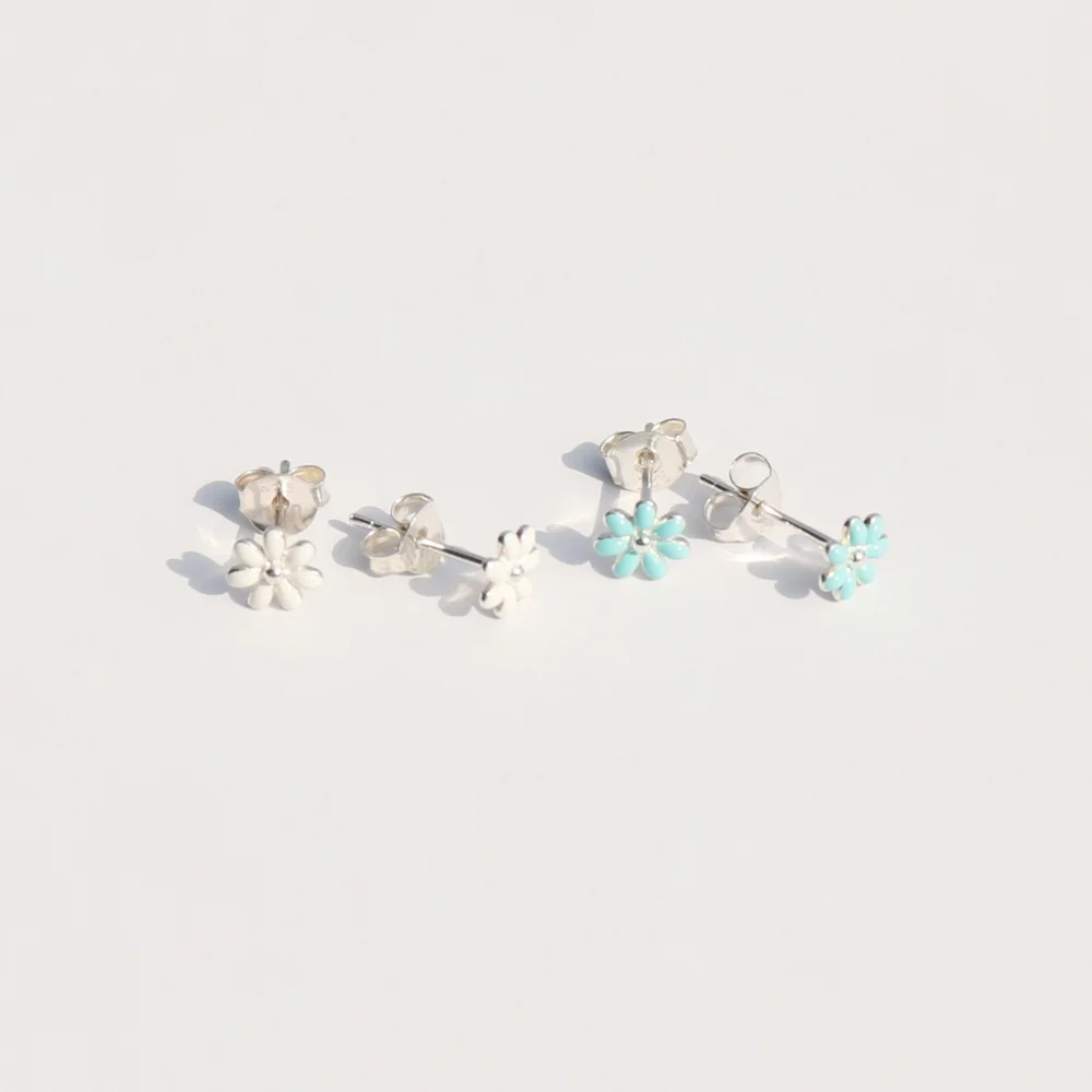 Soft color daisy pin Earrings 銀針 銀色925 色 花 雛菊 耳環