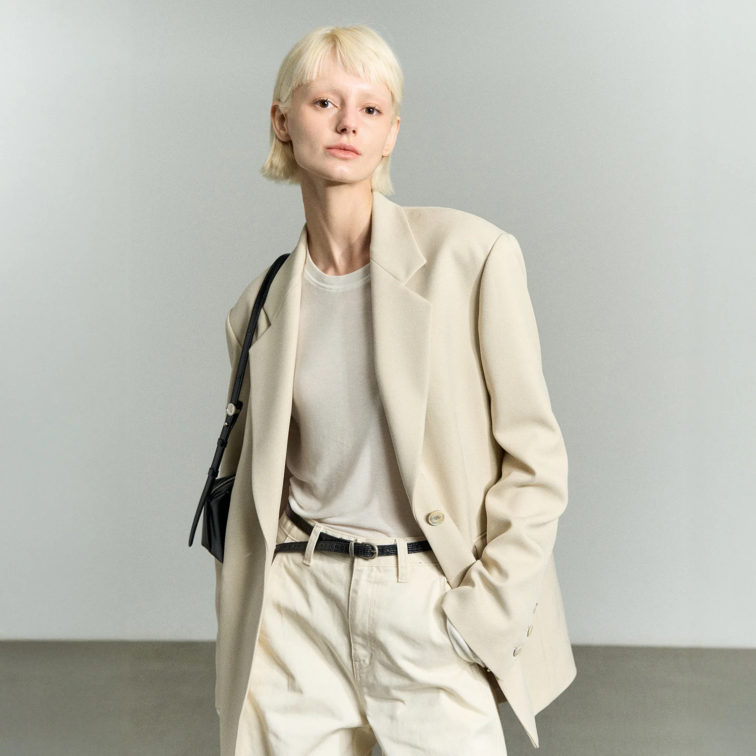 SINGLE-BREASTED OVERSIZED JACKET BEIGE