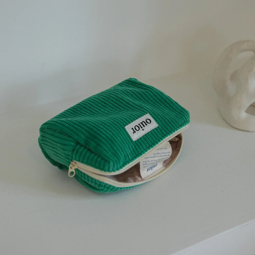 ouior everyday pouch - corduroy clover