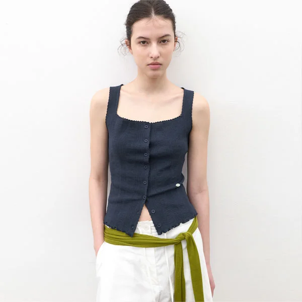 EYELET SCALLOP DETAIL KNIT VEST (VT-0285)
