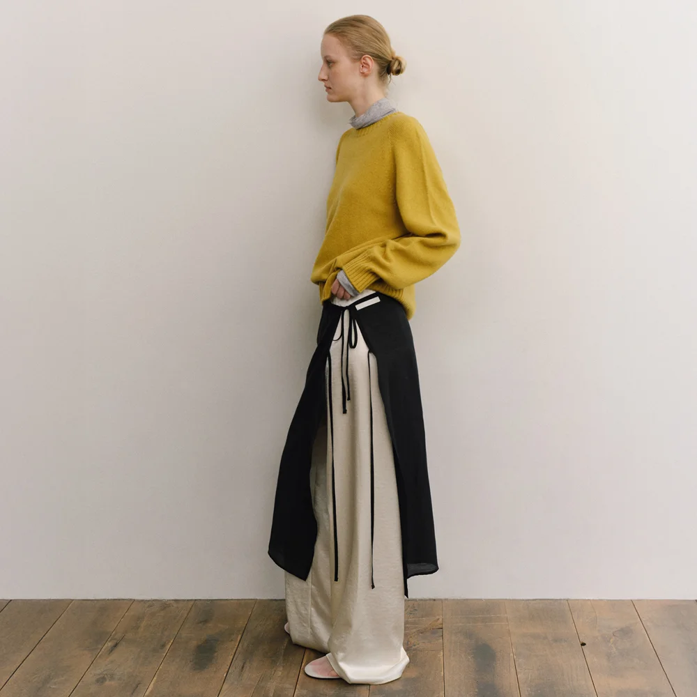LAYERED PIECE WRAP SKIRT_BLACK